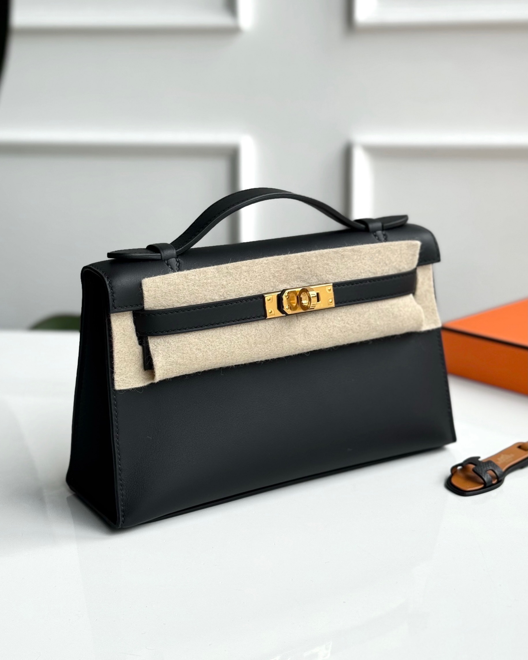Classic Leather Bag